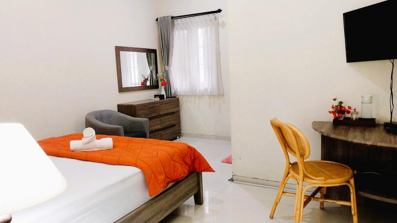 Hotel Surokarsan 9 House Yogyakarta Exterior foto