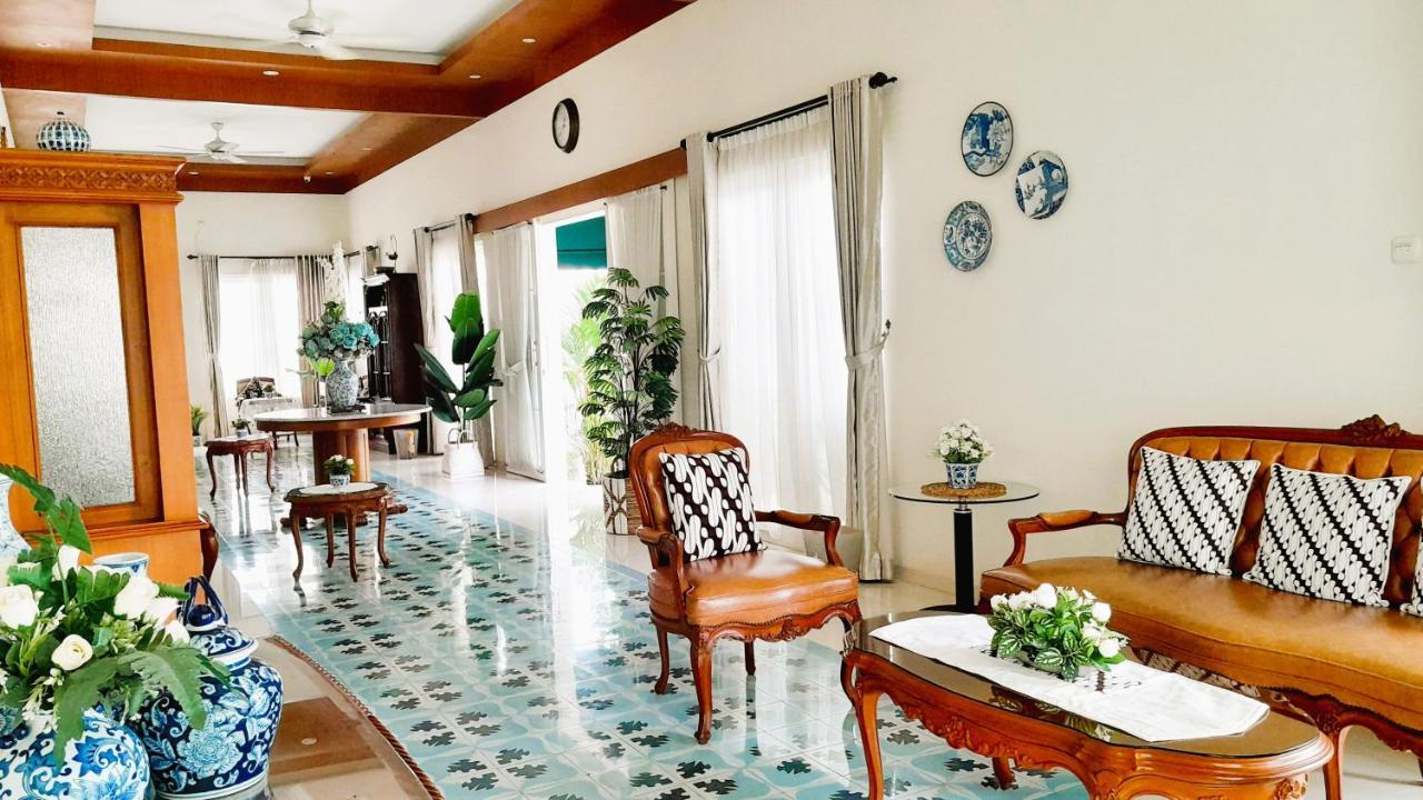 Hotel Surokarsan 9 House Yogyakarta Exterior foto