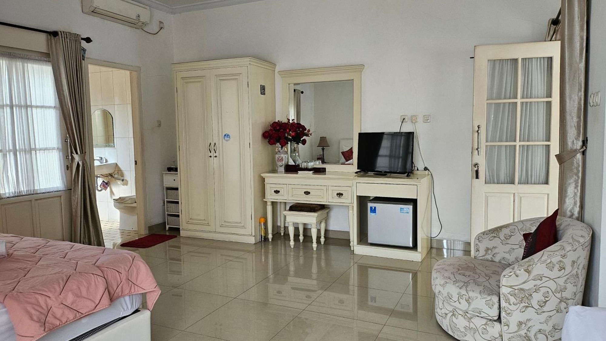 Hotel Surokarsan 9 House Yogyakarta Exterior foto