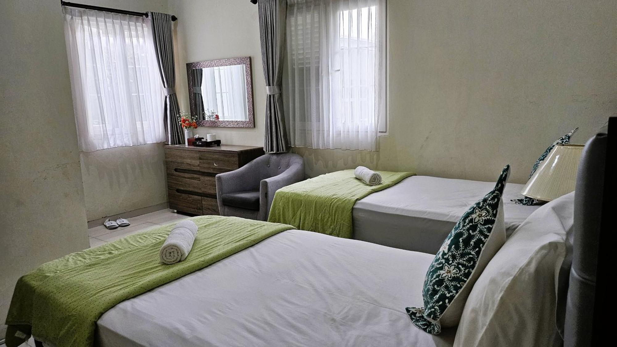 Hotel Surokarsan 9 House Yogyakarta Exterior foto