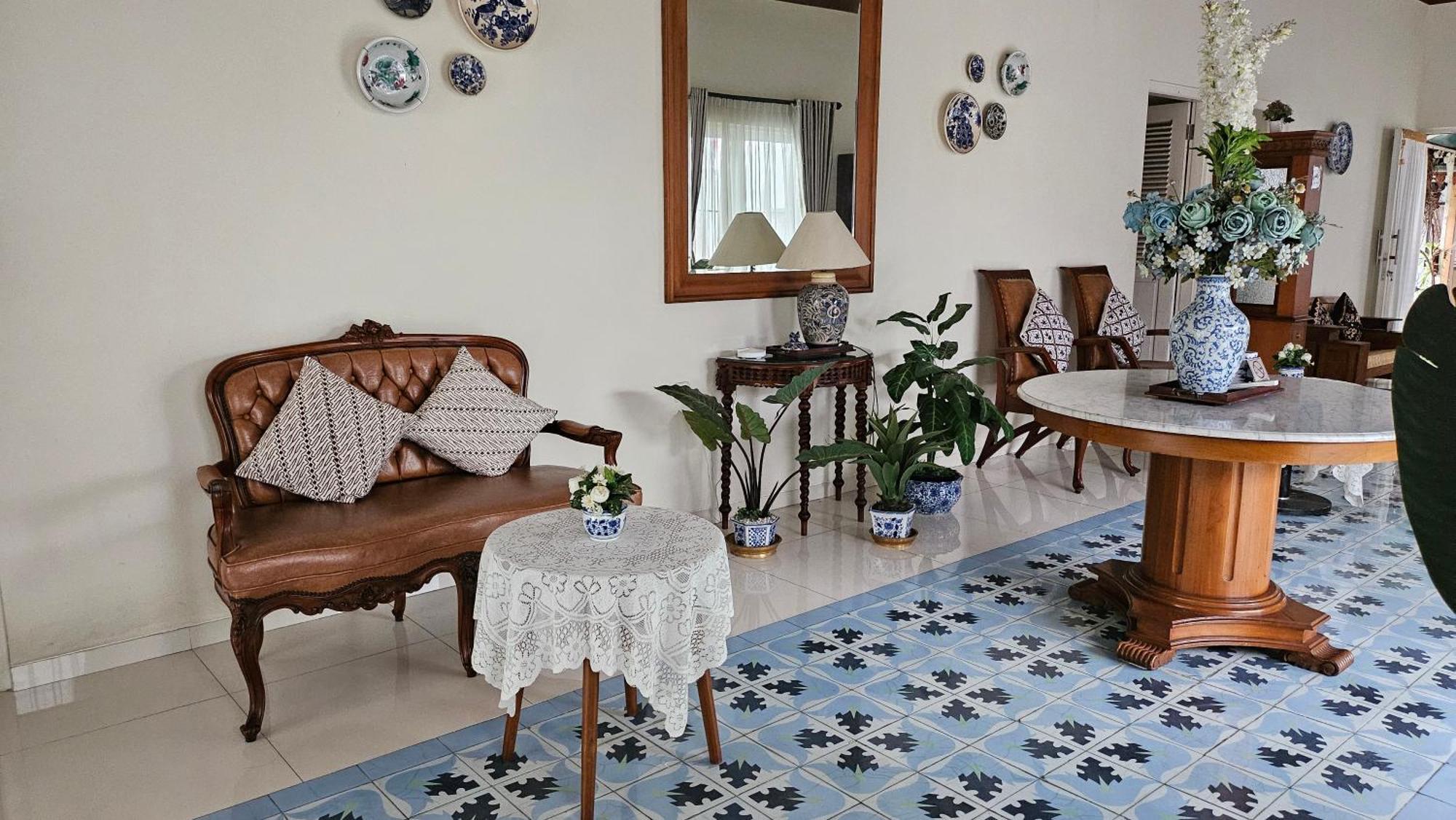 Hotel Surokarsan 9 House Yogyakarta Exterior foto
